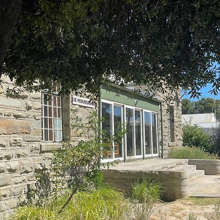 Die Prokureurshuis Sutherland Luaran gambar